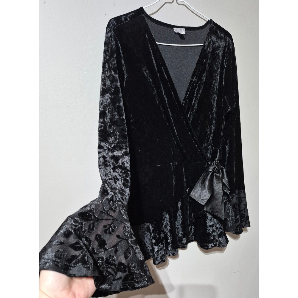 Splendid Black Crushed Velvet Wrap Top Floral Burnout Bell Sleeve Peplum Blouse